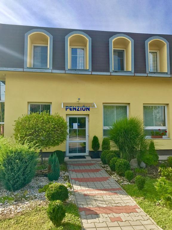 Pension Avio Angels Žiar nad Hronom المظهر الخارجي الصورة